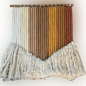 Ivory And orange
Kaleidoscope Macrame
Wall Hanging